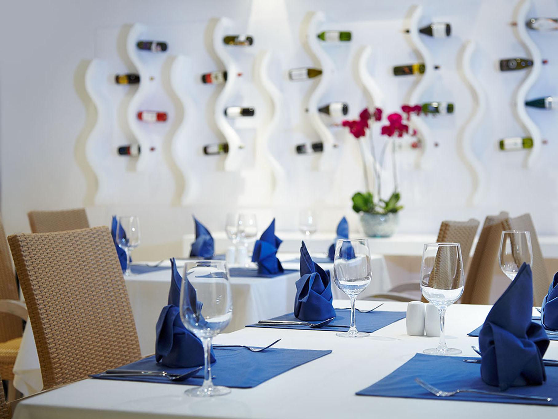 Kuta Angel Hotel - Luxurious Living ภายนอก รูปภาพ