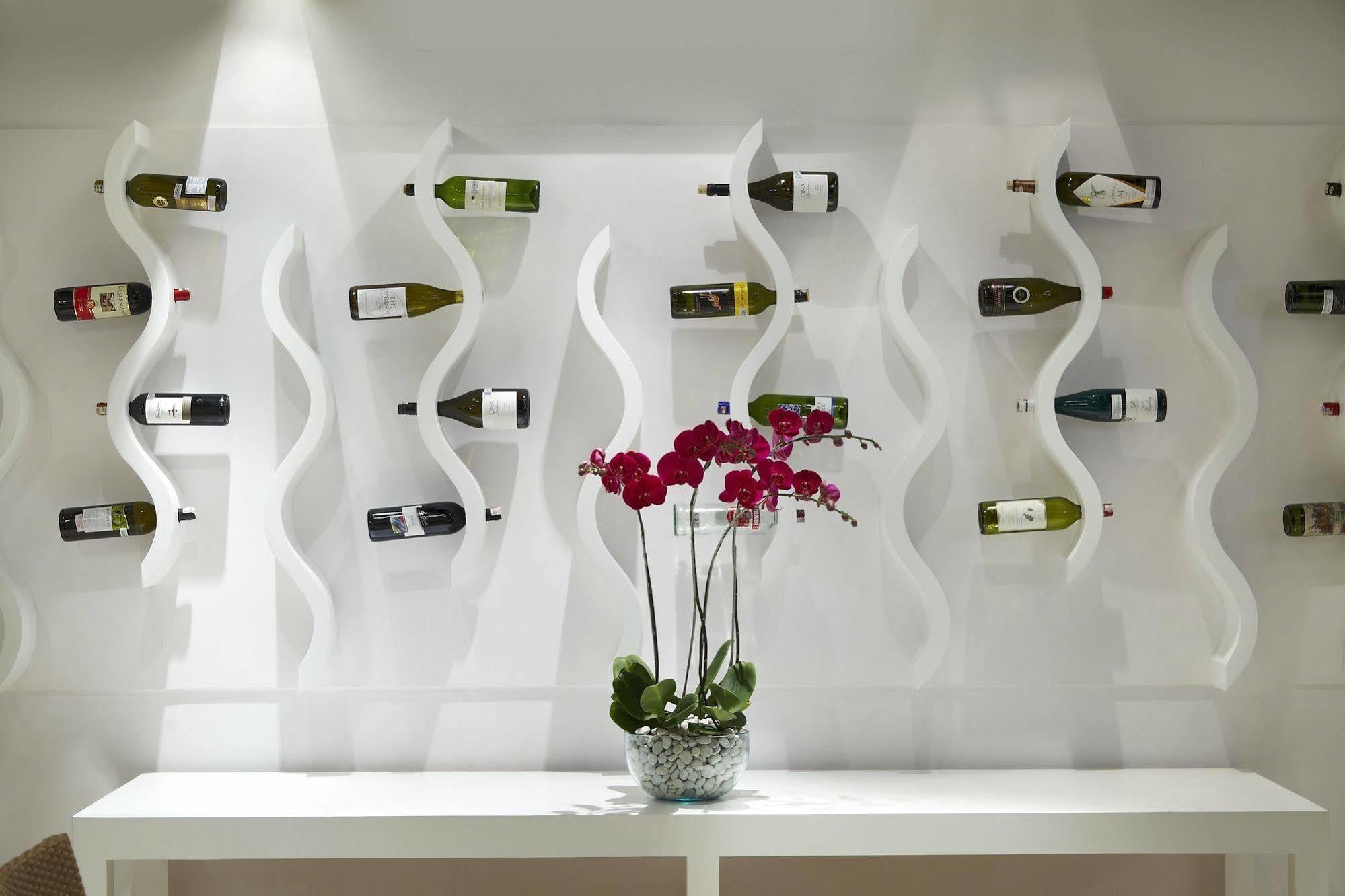 Kuta Angel Hotel - Luxurious Living ภายนอก รูปภาพ